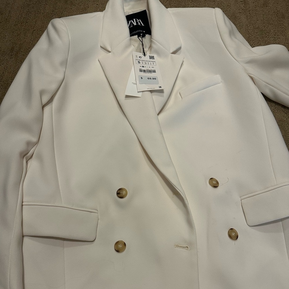 Zara Women's Double-Breasted Cream Blazer